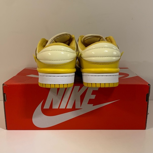 NIKE DUNK LOW TWIST VIVID SULFUR WOMENS SHOES SIZE 8 BASKETBALL SNEAKERS - Picture 6 of 11